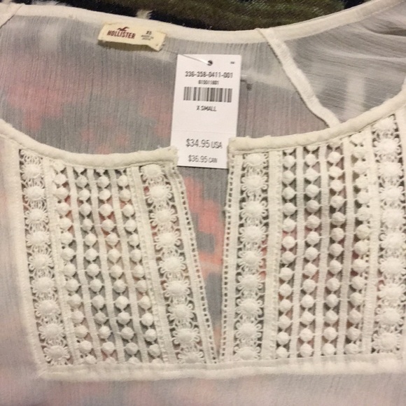 Flowy Boho Top - Picture 2 of 3